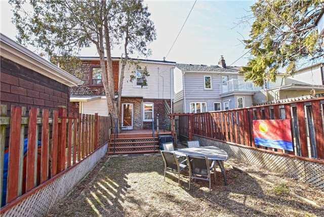 7 Byron Ave, House semidetached with 3 bedrooms, 1 bathrooms and 1 parking in Toronto ON | Image 16