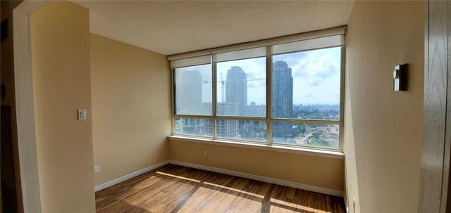 1702 - 3605 Kariya Dr, Condo with 1 bedrooms, 1 bathrooms and 1 parking in Mississauga ON | Image 3