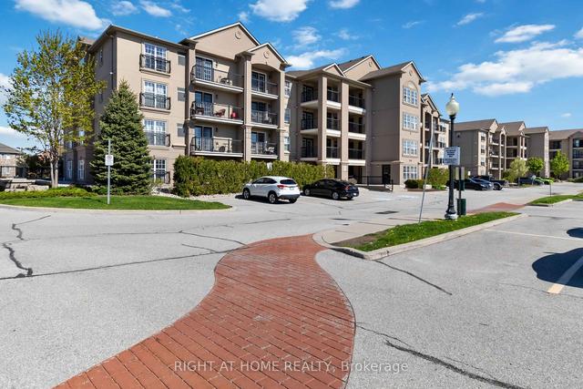 106 - 1360 Main St E, Condo with 1 bedrooms, 1 bathrooms and 1 parking in Milton ON | Image 1