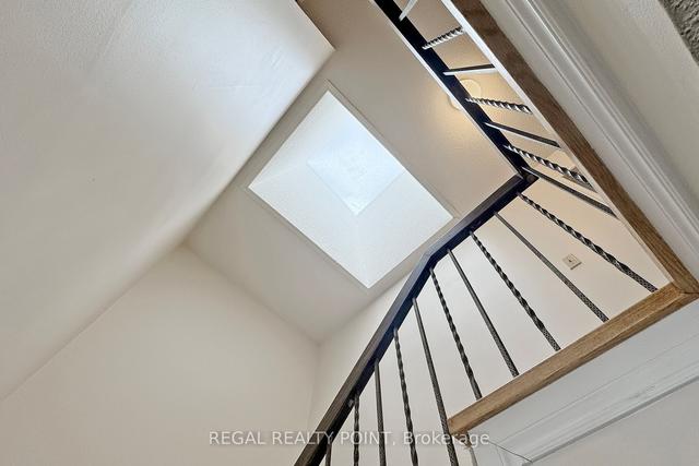 6 Morning Glory Way, Townhouse with 3 bedrooms, 4 bathrooms and 4 parking in Toronto ON | Image 7
