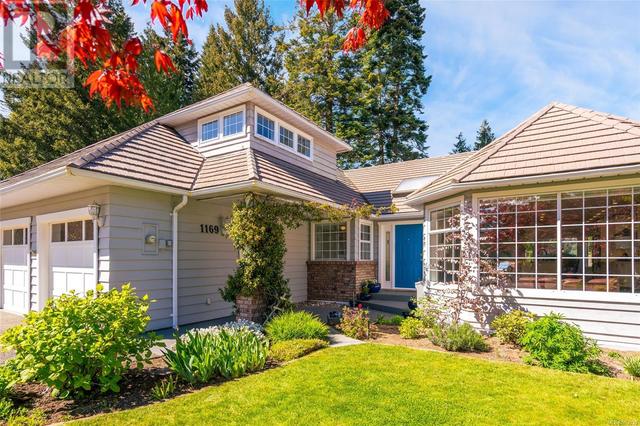 1169 Wedgewood Close, House detached with 3 bedrooms, 2 bathrooms and 3 parking in Qualicum Beach BC | Image 22