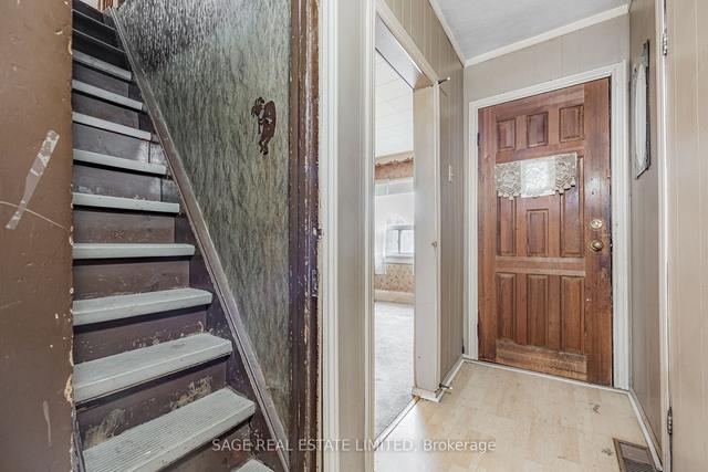 218 Aileen Ave, House detached with 3 bedrooms, 1 bathrooms and 1 parking in Toronto ON | Image 16