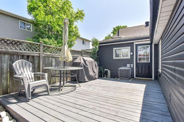 7 Balfour St, House detached with 3 bedrooms, 1 bathrooms and 4 parking in Brantford ON | Image 27