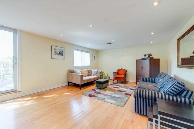 3715 St Clair Ave E, House detached with 3 bedrooms, 3 bathrooms and 2 parking in Toronto ON | Image 27
