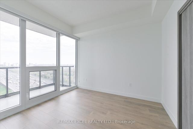 2201 - 85 Mcmahon Dr, Condo with 1 bedrooms, 1 bathrooms and 1 parking in Toronto ON | Image 5