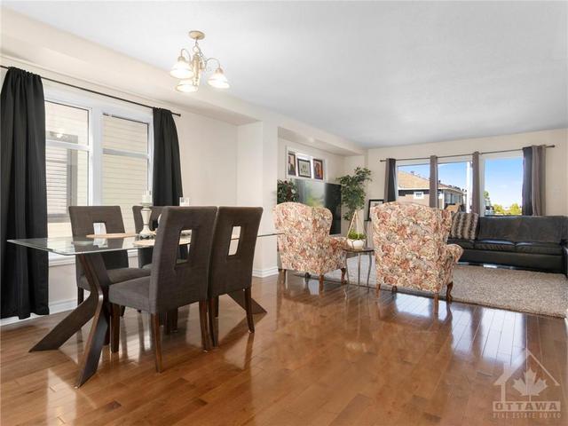 1212 Longfields Dr, Townhouse with 3 bedrooms, 3 bathrooms and 3 parking in Ottawa ON | Image 6