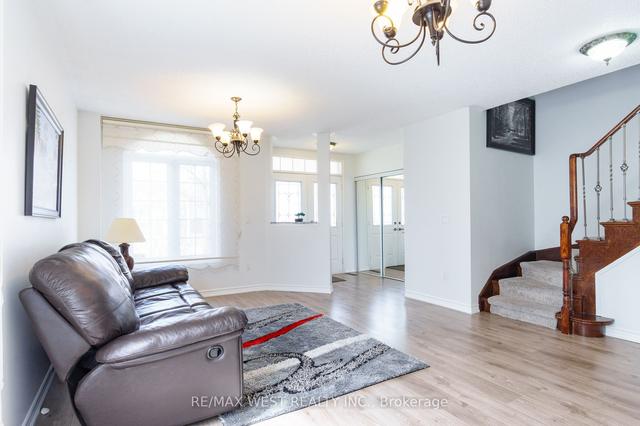 11 Nina Pl, House detached with 4 bedrooms, 4 bathrooms and 6 parking in Brampton ON | Image 11