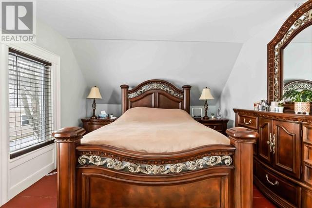 818 Main St, House other with 0 bedrooms, 0 bathrooms and null parking in Mahone Bay NS | Image 25