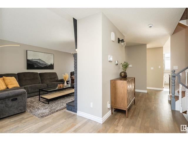 11125 157a Av Nw, House semidetached with 4 bedrooms, 2 bathrooms and 5 parking in Edmonton AB | Image 8