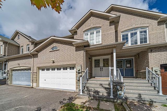 561 Mulock Ct, House attached with 3 bedrooms, 4 bathrooms and 4 parking in Newmarket ON | Image 1
