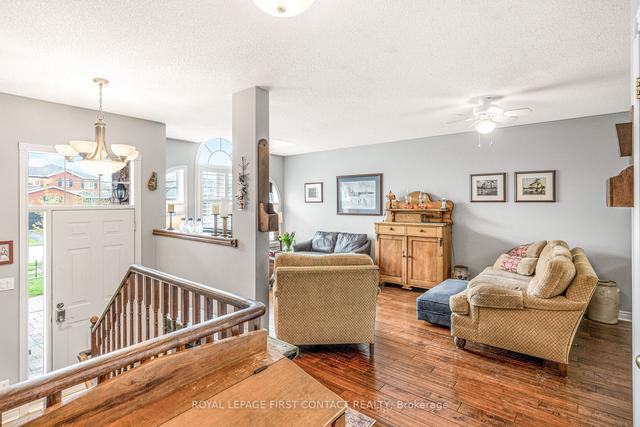 112 Crompton Dr, House detached with 3 bedrooms, 3 bathrooms and 4 parking in Barrie ON | Image 20