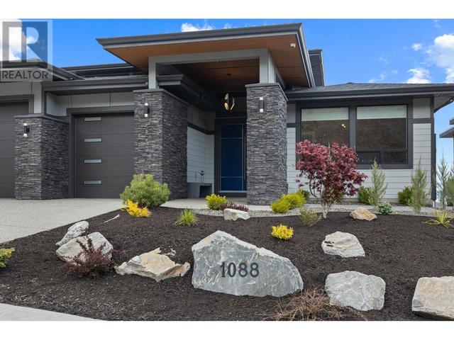 1088 Clarance Ave, House detached with 7 bedrooms, 4 bathrooms and 3 parking in Kelowna BC | Image 3