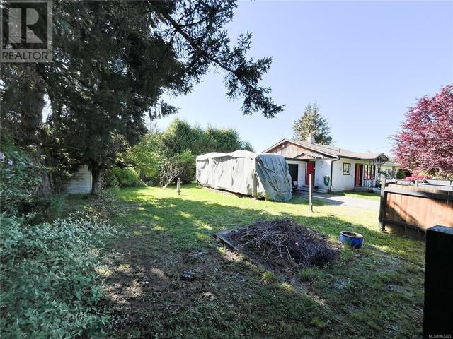 1193 Dignan Rd, House detached with 1 bedrooms, 1 bathrooms and 3 parking in Central Saanich BC | Image 2