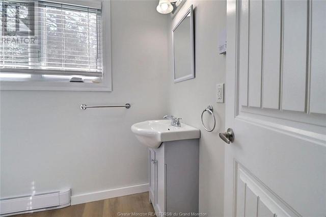 29 Grand Blvd, House detached with 2 bedrooms, 1 bathrooms and null parking in Dundas NB | Image 25