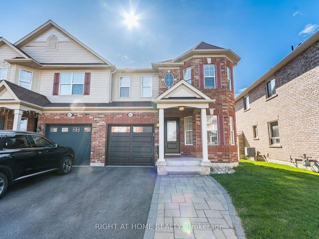 892 Hepburn Rd, House semidetached with 3 bedrooms, 4 bathrooms and 3 parking in Milton ON | Image 1