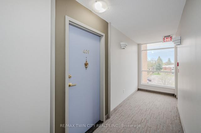 409 - 1414 King St E, Condo with 3 bedrooms, 1 bathrooms and 2 parking in Kitchener ON | Image 12