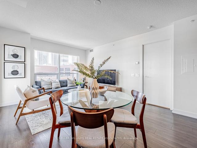 404 - 2220 Lake Shore Blvd W, Condo with 2 bedrooms, 2 bathrooms and 1 parking in Toronto ON | Image 3