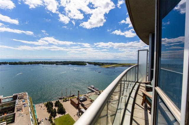 LPH2 - 208 Queens Quay W, Condo with 2 bedrooms, 2 bathrooms and 1 parking in Toronto ON | Image 25