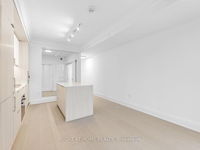 705 - 123 Portland St, Condo with 1 bedrooms, 1 bathrooms and 0 parking in Toronto ON | Image 8