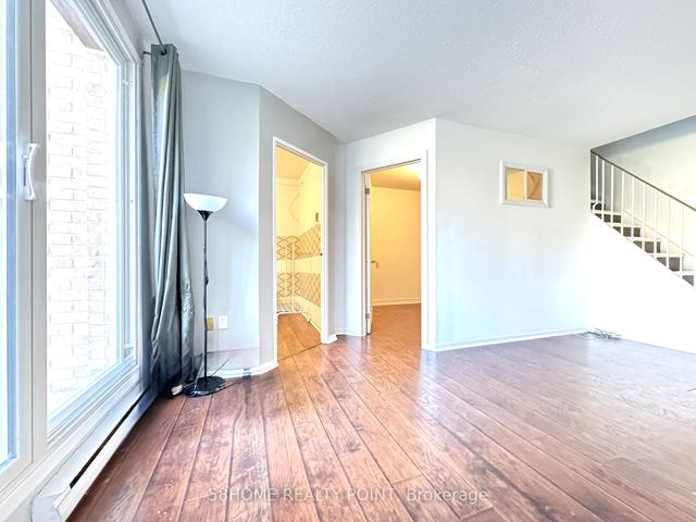 1092 - 100 Mornelle Ct, Townhouse with 2 bedrooms, 2 bathrooms and 2 parking in Toronto ON | Image 9