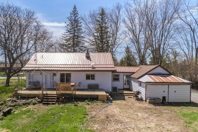 1071 County Rd 8, House detached with 3 bedrooms, 1 bathrooms and 8 parking in Prince Edward County ON | Image 28