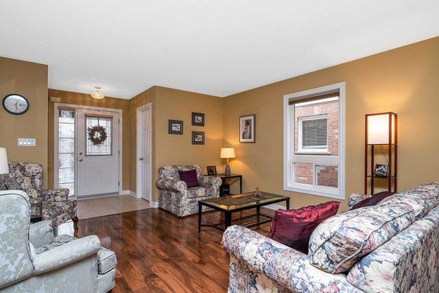 315 Malick St, House detached with 2 bedrooms, 4 bathrooms and 2 parking in Milton ON | Image 36