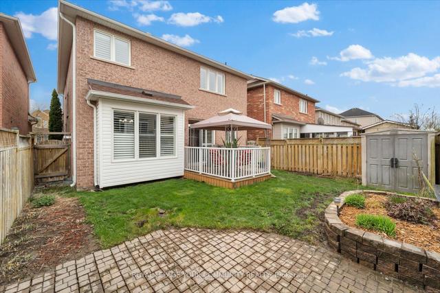 194 Gail Parks Cres, House detached with 3 bedrooms, 4 bathrooms and 3 parking in Newmarket ON | Image 32