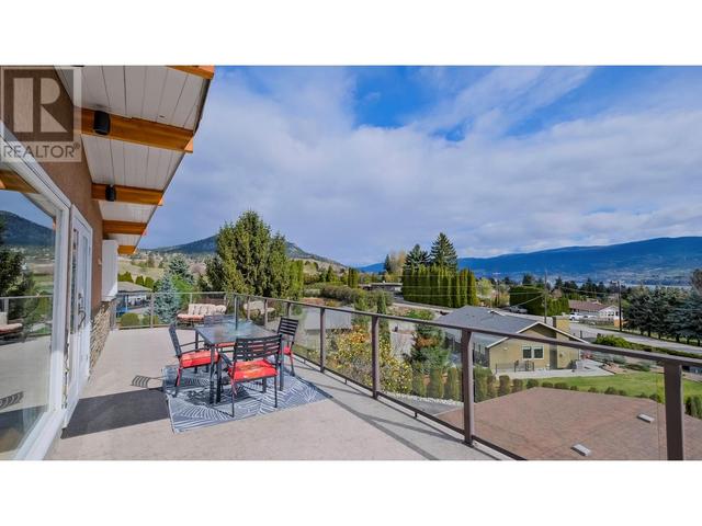 404 West Bench Dr, House detached with 4 bedrooms, 3 bathrooms and 7 parking in Okanagan Similkameen F BC | Image 56