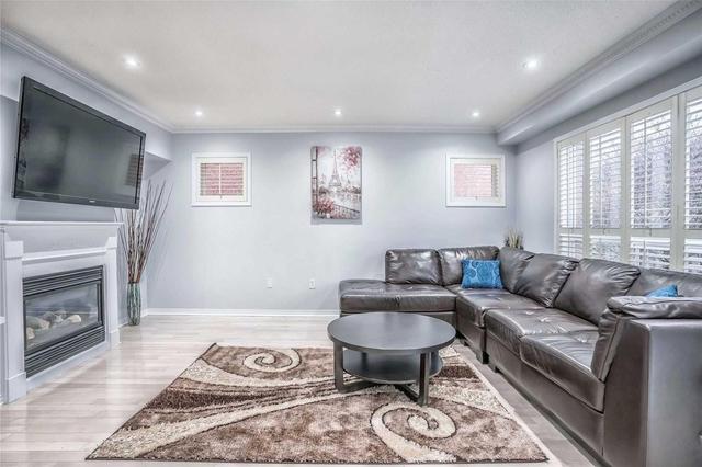 104 Hopkinson Cres, House detached with 4 bedrooms, 3 bathrooms and 2 parking in Ajax ON | Image 8