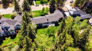 415 Wildwood Dr Sw, House detached with 5 bedrooms, 3 bathrooms and 3 parking in Calgary AB | Image 8