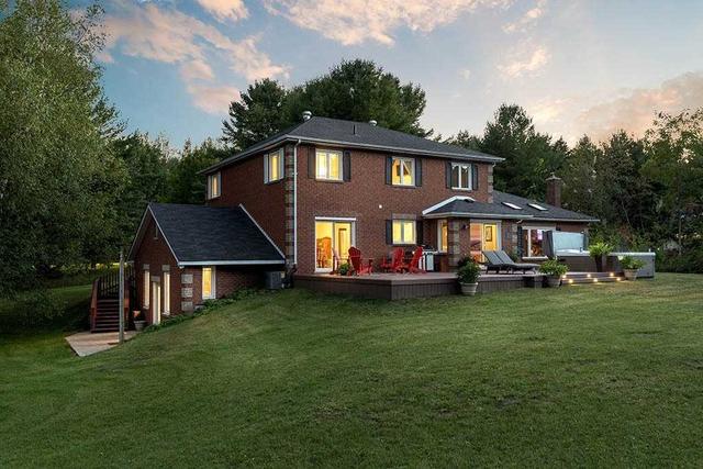 1602 Kale Dr, House detached with 4 bedrooms, 4 bathrooms and 10 parking in Innisfil ON | Image 35