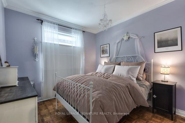 137 Margueretta St, House detached with 6 bedrooms, 4 bathrooms and 3 parking in Toronto ON | Image 13