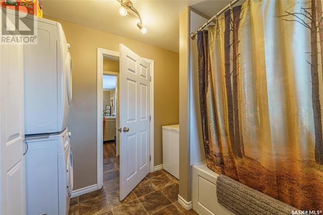 771 Tatanka Drive, House detached with 2 bedrooms, 1 bathrooms and null parking in South Lake SK | Image 14