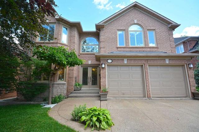 1326 Bayshire Dr, House detached with 5 bedrooms, 7 bathrooms and 4 parking in Oakville ON | Image 1