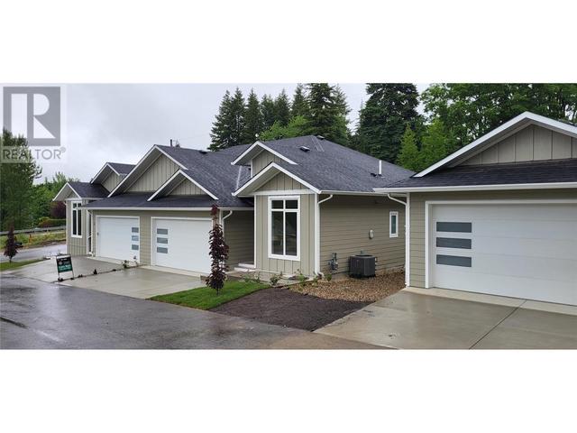 17 - 231 20 Street Ne, House attached with 4 bedrooms, 3 bathrooms and 2 parking in Salmon Arm BC | Image 60