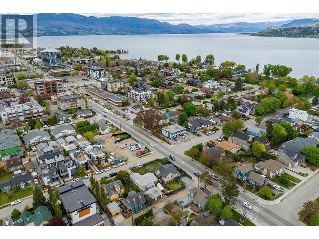 530 Patterson Ave, House detached with 2 bedrooms, 1 bathrooms and 2 parking in Kelowna BC | Image 16