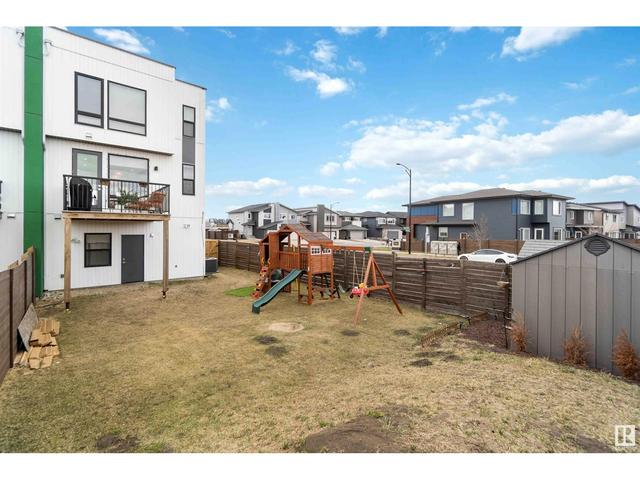 1704 Keene Cr Sw, House attached with 3 bedrooms, 2 bathrooms and null parking in Edmonton AB | Image 13
