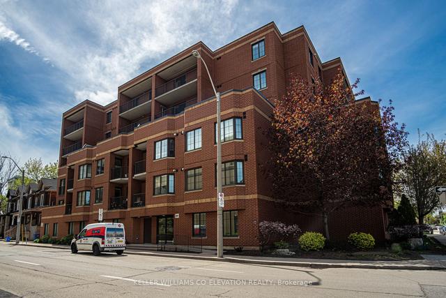 502 - 47 Caroline St N, Condo with 2 bedrooms, 1 bathrooms and 1 parking in Hamilton ON | Image 1
