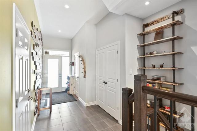 329 De La Melodie Street, Townhouse with 3 bedrooms, 3 bathrooms and 3 parking in Ottawa ON | Image 5