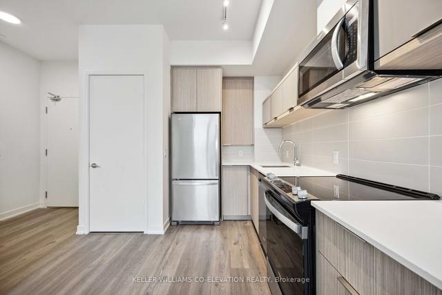 104 - 10 Deerlick Ct, Condo with 1 bedrooms, 1 bathrooms and 1 parking in Toronto ON | Image 1