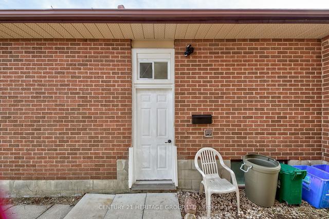 241 Miller Park Ave, House detached with 3 bedrooms, 4 bathrooms and 6 parking in Bradford West Gwillimbury ON | Image 22