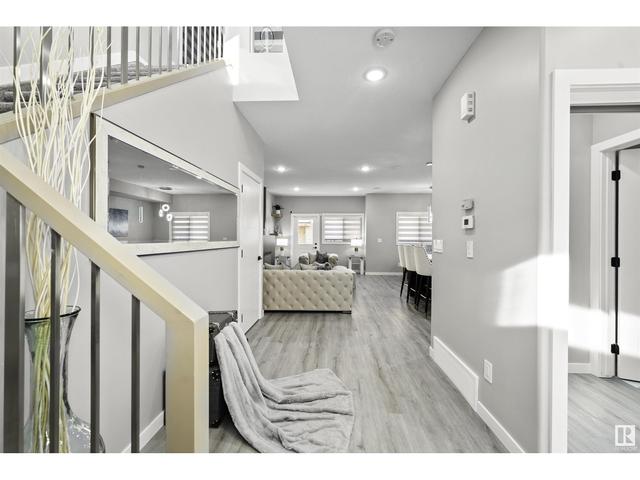 61 - 130 Hawks Ridge Bv Nw, House attached with 4 bedrooms, 3 bathrooms and null parking in Edmonton AB | Image 4