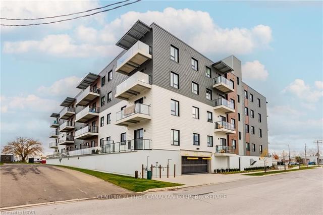 301 - 228 Mcconnell St, Condo with 3 bedrooms, 2 bathrooms and 1 parking in South Huron ON | Image 29