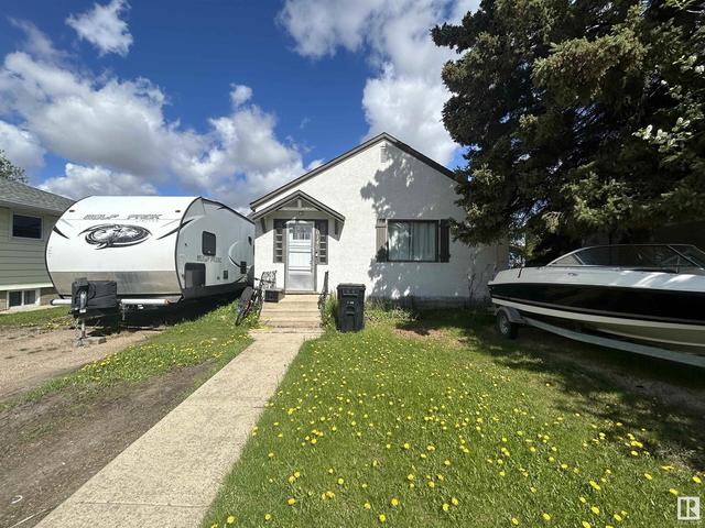 10140 105 St, House detached with 3 bedrooms, 1 bathrooms and null parking in Westlock AB | Image 2
