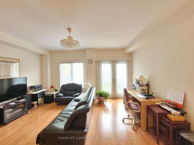 16 - 56 N Lake Rd, House attached with 3 bedrooms, 3 bathrooms and 2 parking in Richmond Hill ON | Image 12
