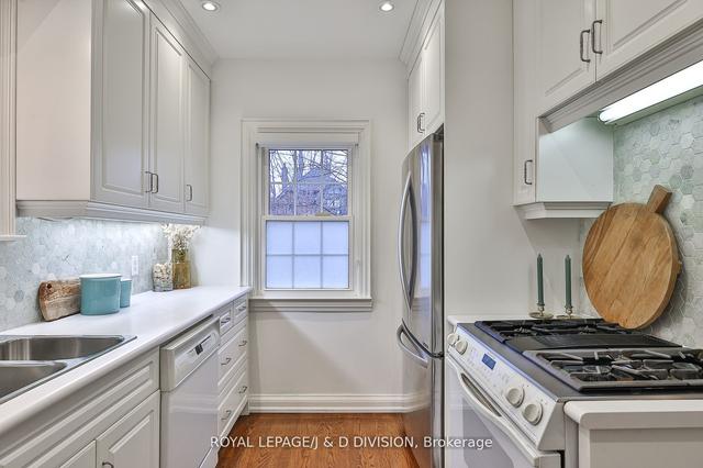 1 Chudleigh Ave, House detached with 3 bedrooms, 2 bathrooms and 2 parking in Toronto ON | Image 7