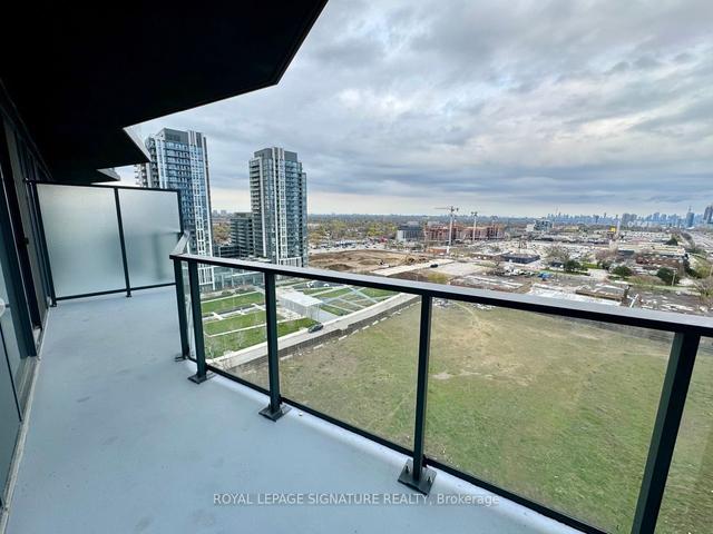 1406 - 36 Zorra St, Condo with 1 bedrooms, 1 bathrooms and 0 parking in Toronto ON | Image 5