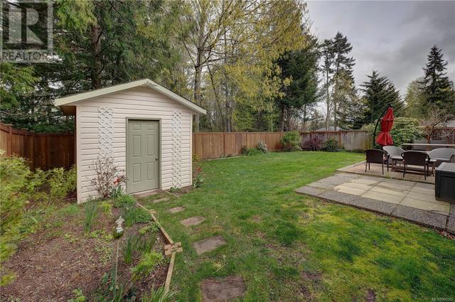 217 Hamilton Ave, House detached with 3 bedrooms, 2 bathrooms and 6 parking in Parksville BC | Image 27