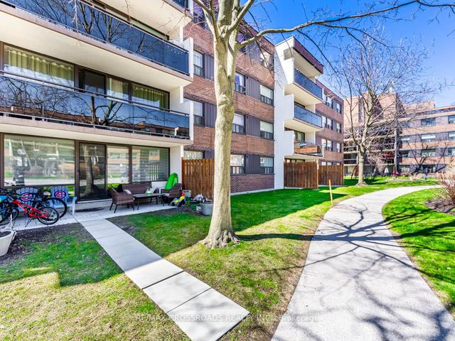 111 - 20 Sunrise Ave, Condo with 3 bedrooms, 2 bathrooms and 1 parking in Toronto ON | Image 20