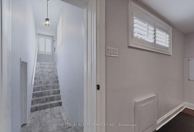 115 Exbury Rd, House detached with 3 bedrooms, 2 bathrooms and 3 parking in Toronto ON | Image 18